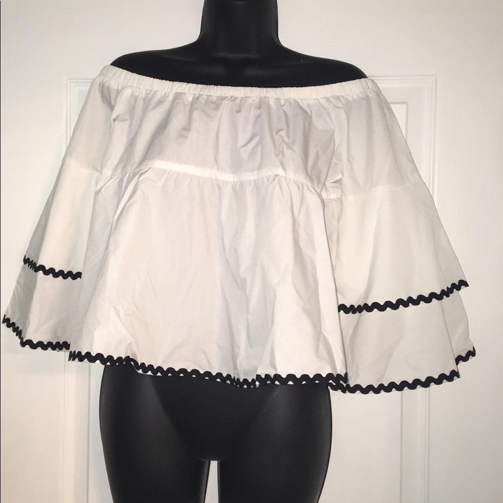 Crop Top with Black Trim